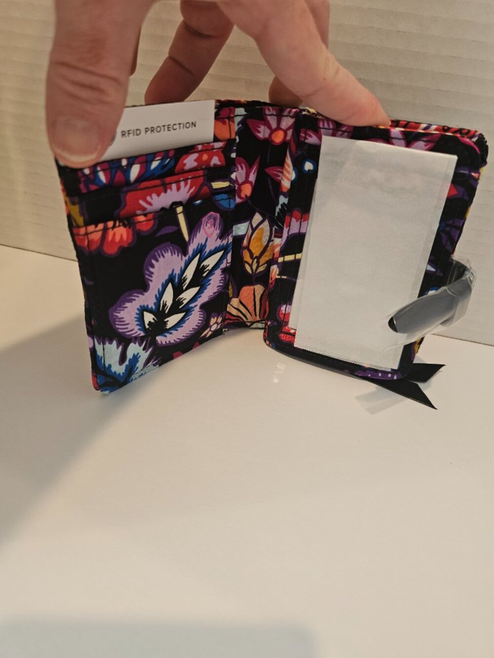 NWT Vera Bradley Iconic RFID Small Wallet Foxwood Animal Floral Black Orange Red - Picture 4 of 8